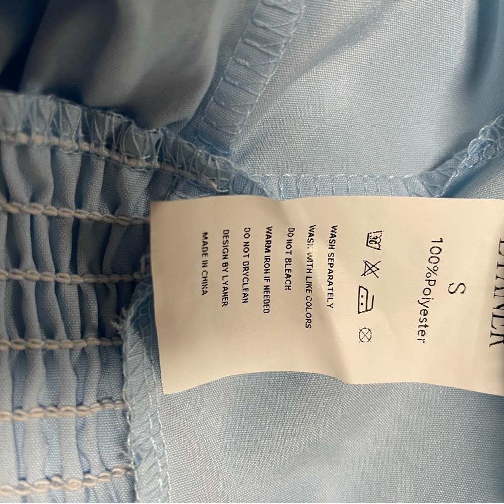 Light blue, ruffle sleeveless, crop top - Picture 6 of 6